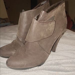 Brown boots ankle cute strapped